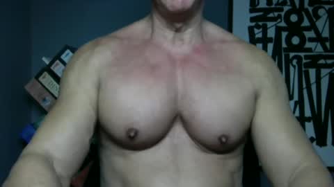 BGDKMUSCLEGUY - SELECTED BY CHATURBATE AS A TOP BROADCASTER FOR 2023 online show from April 14, 2026, 12:38 am