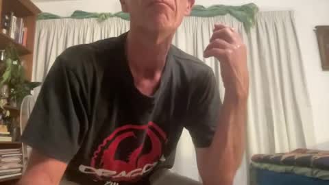 Snapshot of bgrade chatting on March 2, 2025, 8:48 am bgrade online show from March 2, 2025, 8:48 am