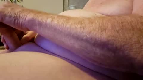bi-hotdad online show from December 3, 2025, 6:32 am