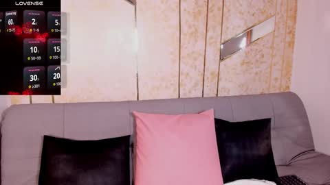 Snapshot of bhritany_brow chatting on November 11, 2025, 2:33 am Bhri online show from November 11, 2025, 2:33 am