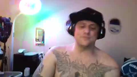 Snapshot of bhudson69 chatting on April 10, 2026, 4:06 am Bryce Hudson online show from April 10, 2026, 4:06 am