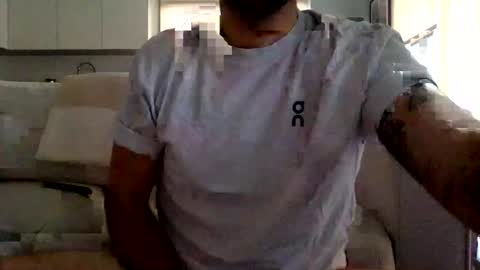 Snapshot of bi0390 chatting on June 18, 2026, 7:40 pm bi0390 online show from June 18, 2026, 7:40 pm