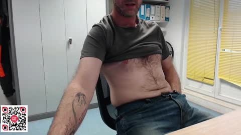 Snapshot of bi_french69 chatting on January 11, 2025, 3:52 pm My name is David and if you like public exhibitions you wont be disappointed with me LoL - My favorite vibes is 44 online show from January 11, 2025, 3:52 pm