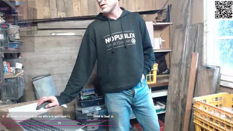 Snapshot of bi_french69 chatting on February 11, 2025, 3:51 pm My name is David and if you like public exhibitions you wont be disappointed with me LoL - My favorite vibes is 44 online show from February 11, 2025, 3:51 pm