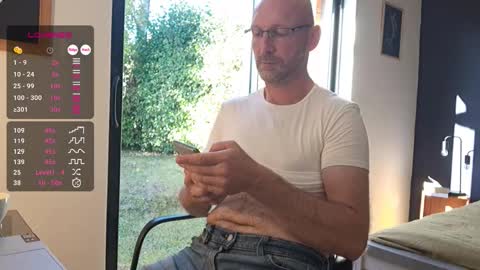 Snapshot of bi_french69 chatting on September 30, 2025, 8:30 am My name is David and if you like public exhibitions you wont be disappointed with me LoL - My favorite vibes is 44 online show from September 30, 2025, 8:30 am