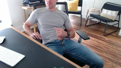 Snapshot of bi_sexy_man chatting on June 15, 2026, 5:15 pm bi_sexy_man online show from June 15, 2026, 5:15 pm