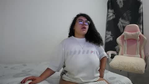 Snapshot of bianca_boobs chatting on September 20, 2025, 9:54 am Bianca Tuesday to Sunday from 2am to 6am UTC-5 online show from September 20, 2025, 9:54 am