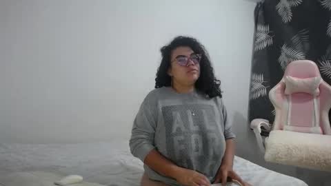 Snapshot of bianca_boobs chatting on October 24, 2025, 9:28 am Bianca Tuesday to Sunday from 2am to 6am UTC-5 online show from October 24, 2025, 9:28 am