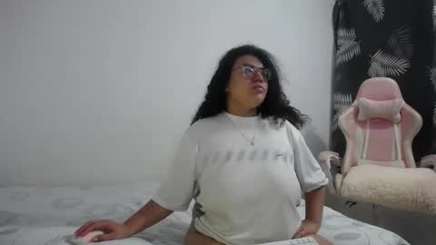 Snapshot of bianca_boobs chatting on November 19, 2025, 10:15 am Bianca Tuesday to Sunday from 2am to 6am UTC-5 online show from November 19, 2025, 10:15 am