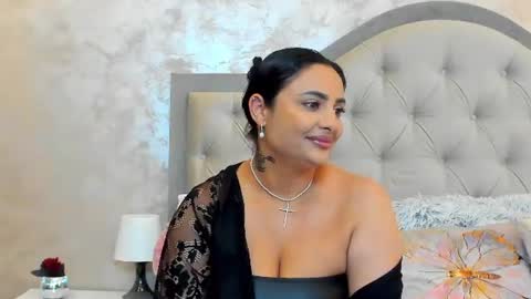 Snapshot of bianca_vale chatting on July 7, 2026, 5:32 am Bianca Vale online show from July 7, 2026, 5:32 am