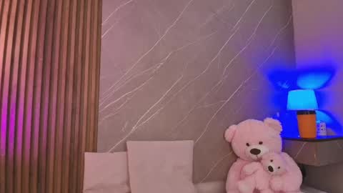 Snapshot of biancaa__18 chatting on June 2, 2026, 7:27 pm biancaa__18 online show from June 2, 2026, 7:27 pm
