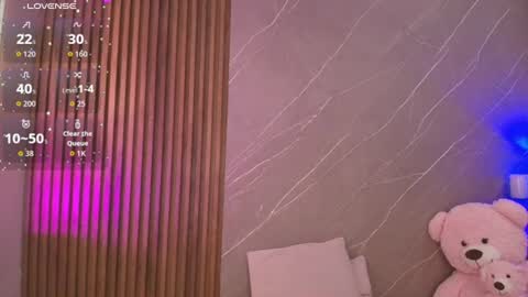 Snapshot of biancaa__18 chatting on June 13, 2026, 7:34 pm biancaa__18 online show from June 13, 2026, 7:34 pm