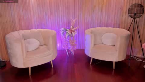 Bianca Pierce online show from September 14, 2025, 1:54 pm