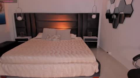 Bianca Pierce online show from September 24, 2025, 11:35 am