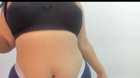 big_ass_18x online show from September 18, 2025, 12:29 pm