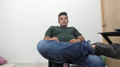 Tommy online show from November 29, 2025, 1:52 am