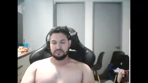 latinBoyHuge online show from December 19, 2024, 12:12 pm