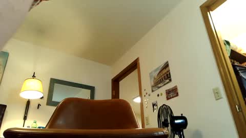 Snapshot of big_mack_daddy chatting on November 16, 2025, 2:11 pm big_mack_daddy online show from November 16, 2025, 2:11 pm