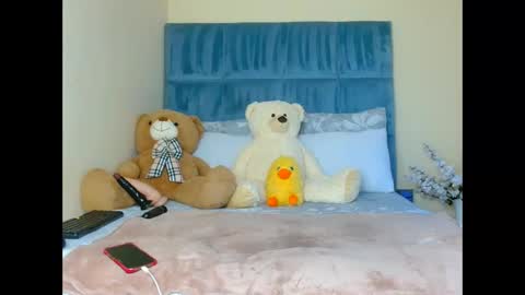Snapshot of big_melons2001 chatting on May 13, 2026, 1:08 pm big_melons2001 online show from May 13, 2026, 1:08 pm