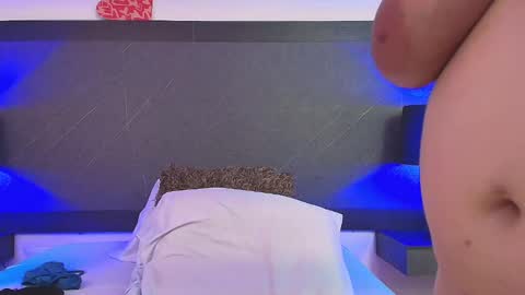 Tell me Sophia  online show from December 11, 2024, 8:18 pm