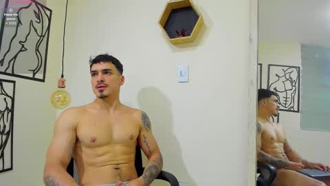 big_valentinhunk7 online show from February 19, 2026, 9:11 pm