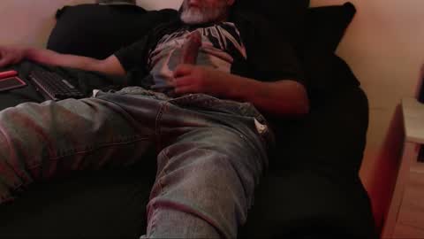 bigals10 online show from December 21, 2025, 1:35 am