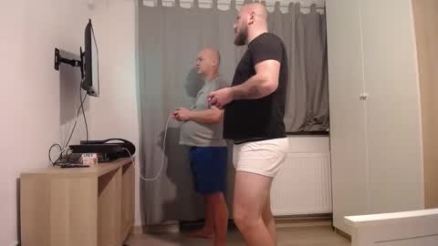 bigballs2403 online show from December 15, 2024, 7:10 pm