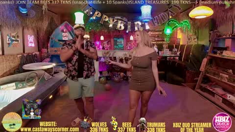 Snapshot of bigbananamilfshake chatting on January 6, 2025, 4:58 am Mya and Angelo online show from January 6, 2025, 4:58 am