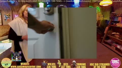 Snapshot of bigbananamilfshake chatting on January 21, 2025, 7:47 am Mya and Angelo online show from January 21, 2025, 7:47 am