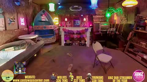 Snapshot of bigbananamilfshake chatting on February 9, 2025, 6:54 am Mya and Angelo online show from February 9, 2025, 6:54 am