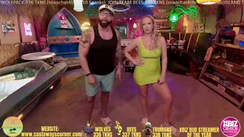 Snapshot of bigbananamilfshake chatting on March 2, 2025, 4:39 am Mya and Angelo online show from March 2, 2025, 4:39 am