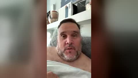 Snapshot of bigbearchris2026 chatting on July 12, 2026, 4:42 pm bigbearchris2026 online show from July 12, 2026, 4:42 pm