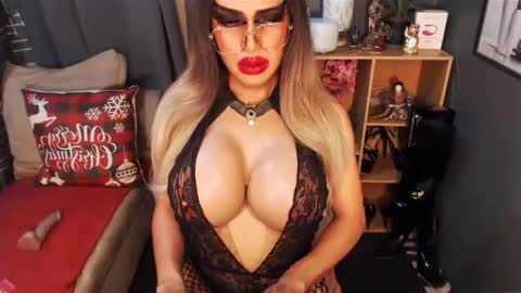 Loraine Cruz online show from February 16, 2025, 3:38 pm