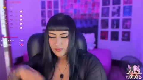 Snapshot of bigboobs_cloe chatting on September 17, 2025, 5:47 pm bigboobs cloe online show from September 17, 2025, 5:47 pm