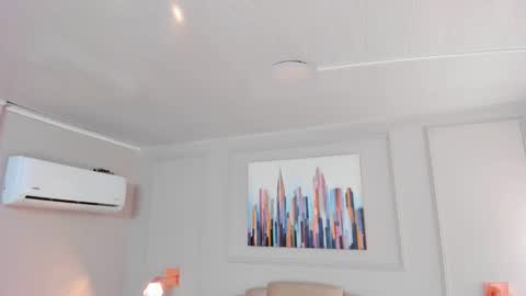 Snapshot of bigboobsnaughty1 chatting on November 19, 2025, 10:04 am online show from November 19, 2025, 10:04 am