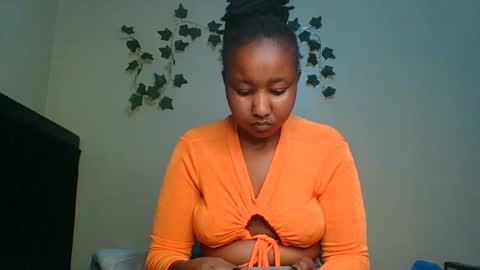 Snapshot of bigboootyy chatting on September 15, 2025, 11:32 am BigBoootyy online show from September 15, 2025, 11:32 am