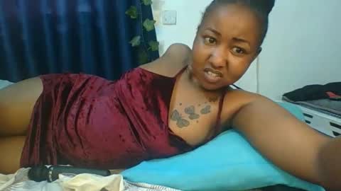 Snapshot of bigboootyy chatting on September 25, 2025, 7:01 am BigBoootyy online show from September 25, 2025, 7:01 am