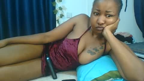 Snapshot of bigboootyy chatting on September 27, 2025, 7:24 am BigBoootyy online show from September 27, 2025, 7:24 am