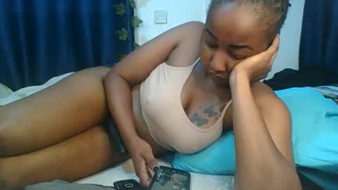 Snapshot of bigboootyy chatting on September 30, 2025, 5:56 am BigBoootyy online show from September 30, 2025, 5:56 am