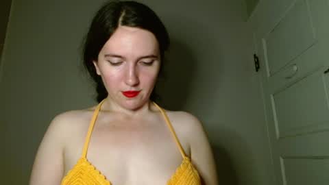 Isabella online show from July 6, 2026, 5:04 am