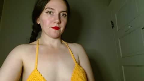 Isabella online show from July 7, 2026, 5:43 am