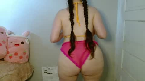 Isabella online show from July 7, 2026, 6:34 pm