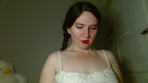 Isabella online show from July 19, 2026, 5:11 am