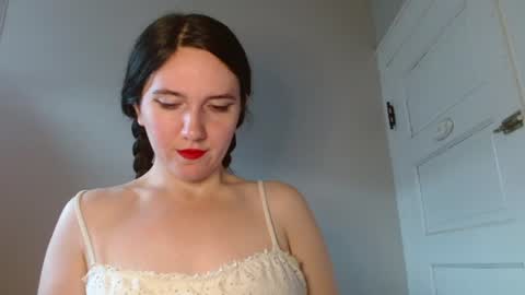 Isabella online show from July 30, 2026, 5:34 pm