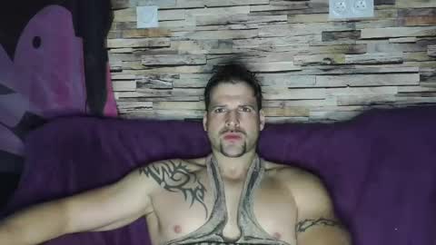 Snapshot of bigboyband chatting on March 1, 2025, 5:52 am Bigboyband online show from March 1, 2025, 5:52 am