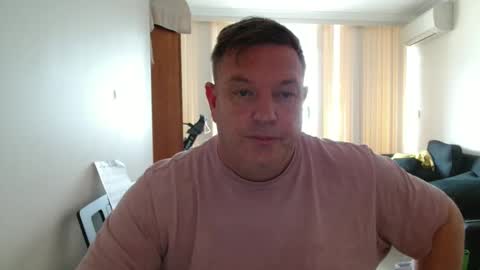 bigboybenny176 online show from May 2, 2026, 1:43 am
