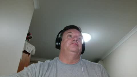 bigboybenny176 online show from July 10, 2026, 4:09 pm