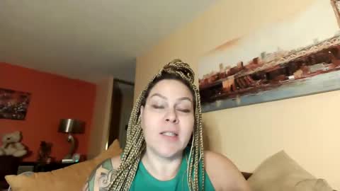 Snapshot of bigbreastsabrina chatting on January 2, 2025, 4:20 am BIG BREAST SABRINA online show from January 2, 2025, 4:20 am