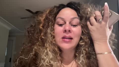 Snapshot of bigbreastsabrina chatting on September 15, 2025, 4:29 pm BIG BREAST SABRINA online show from September 15, 2025, 4:29 pm