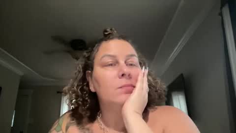 Snapshot of bigbreastsabrina chatting on October 21, 2025, 8:09 pm BIG BREAST SABRINA online show from October 21, 2025, 8:09 pm